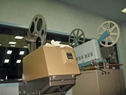 この映写機で森の学校を上映