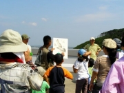 伊勢湾海上交通センター屋上で渡りの観察