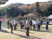 修景池前で生きもの観察