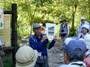 葦毛湿原の昔と今、植生回復作業