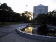 日没直後の豊橋公園と市役所 日没直後の豊橋公園と市役所